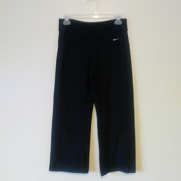 Nike Fit Dry Leggings - Picture 1 of 8